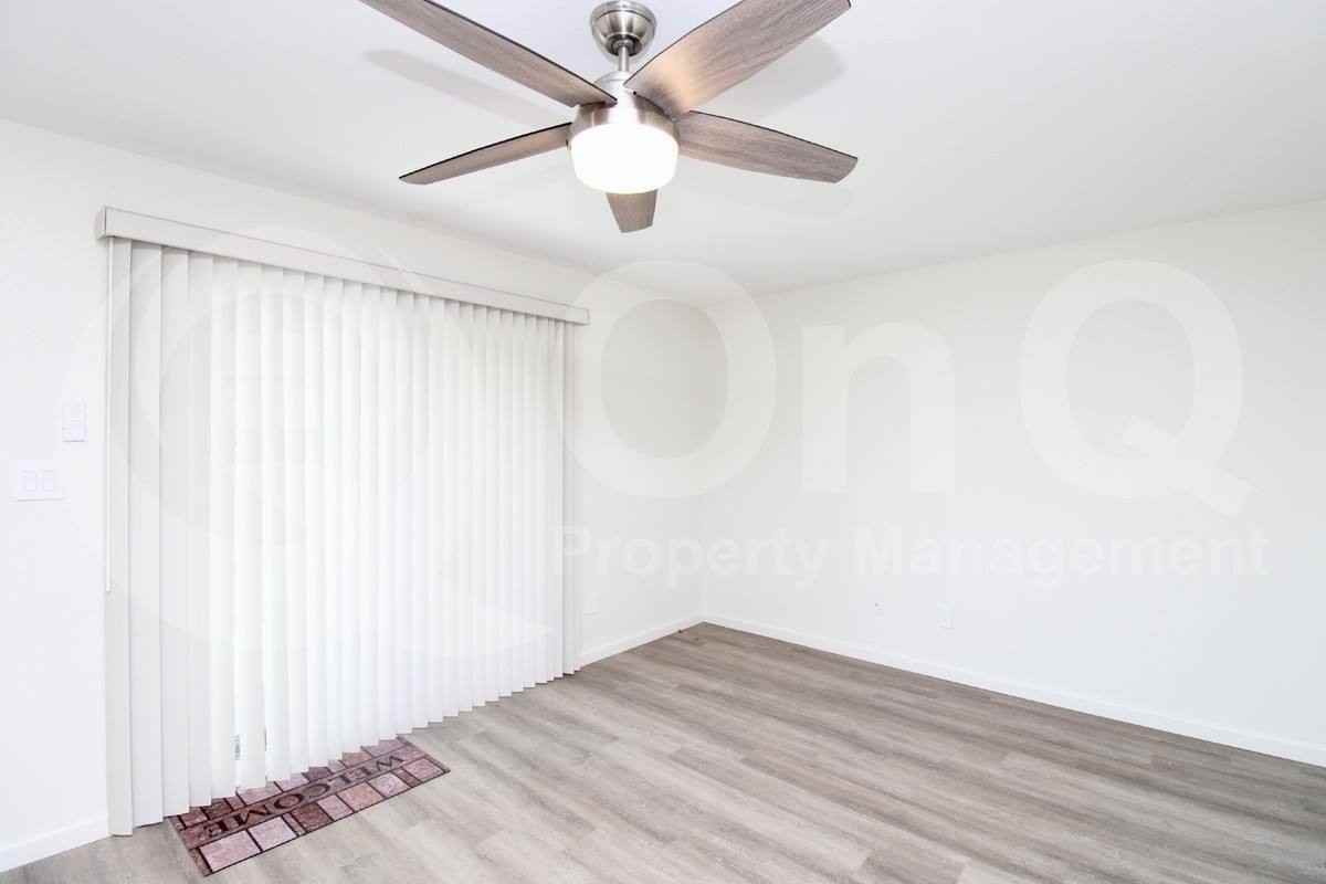 14646 N 90th Dr - Photo 3 of 10