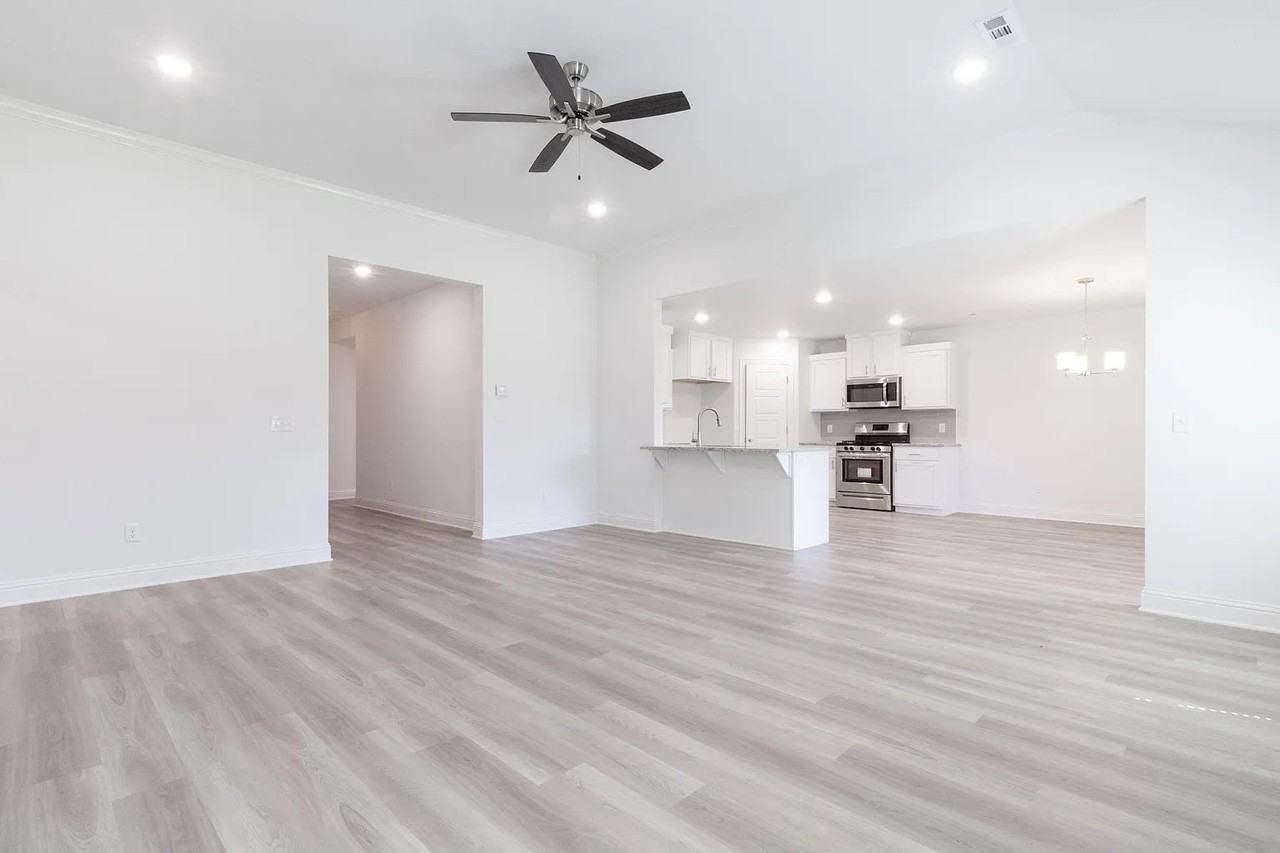 4304 Sw Bison St #4304 - Photo 2 of 44