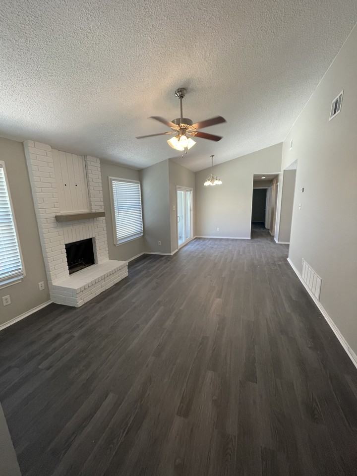 3510 Stoney Dawn #3510 - Photo 4 of 20