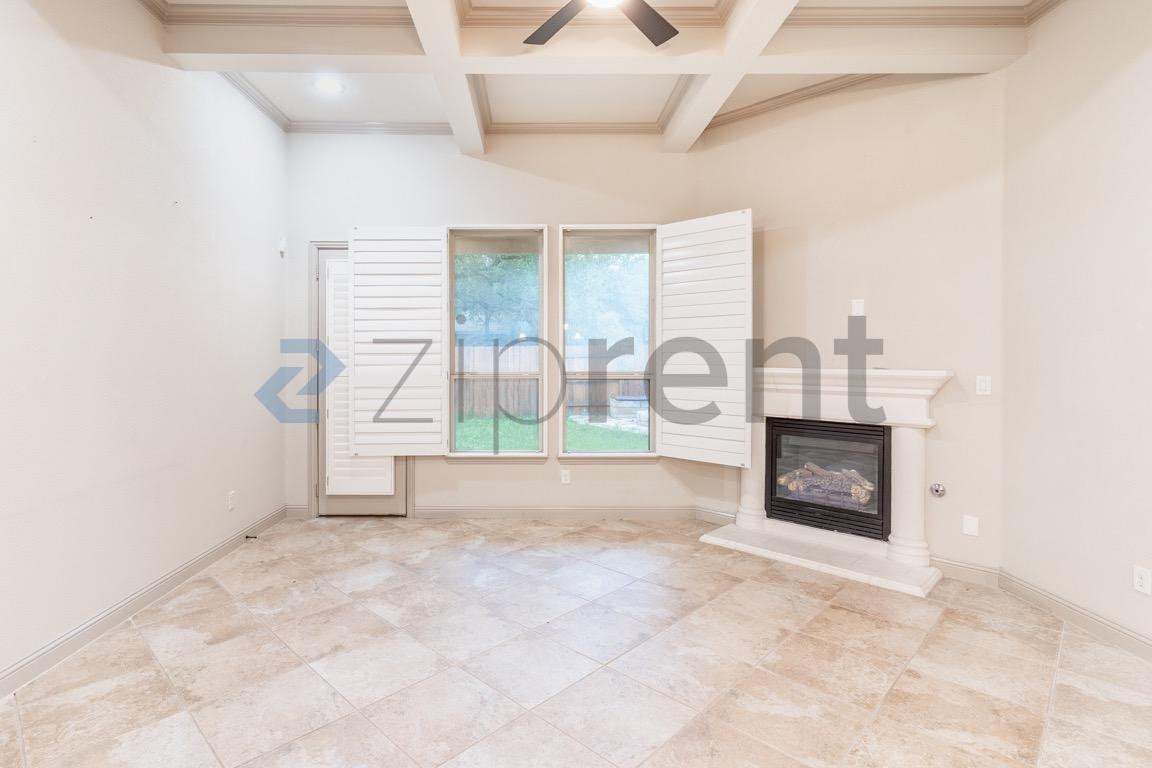 300 Jack Ryan Ln - Photo 4 of 34