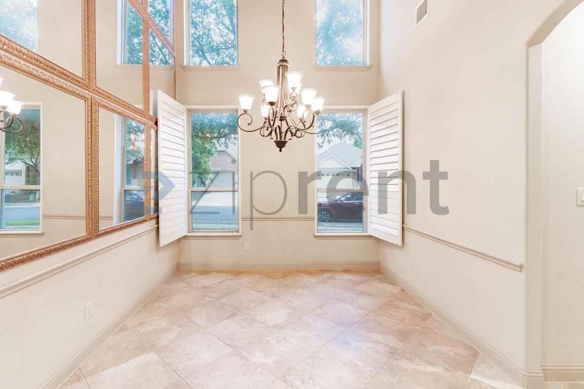 300 Jack Ryan Ln - Photo 7 of 34