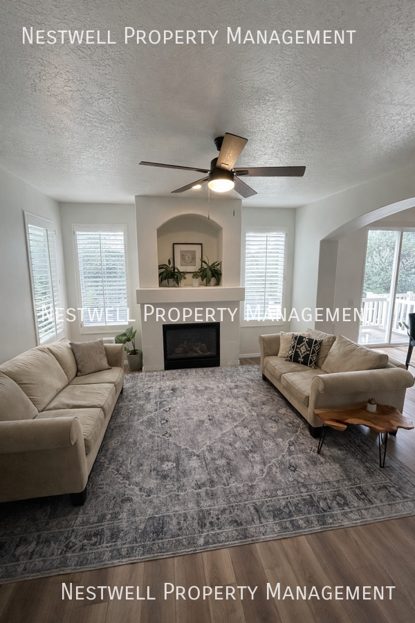 1528 W Cabernet Dr - Photo 2 of 21