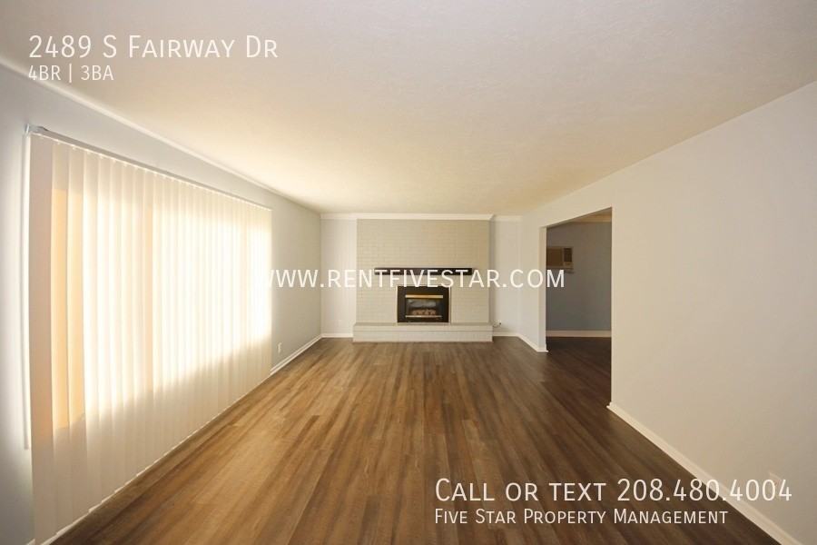 2489 S Fairway Dr - Photo 4 of 20