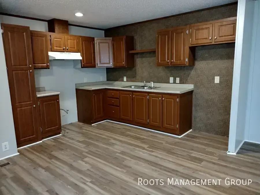 124 Cherry Hill Dr. #124 - Photo 4 of 14