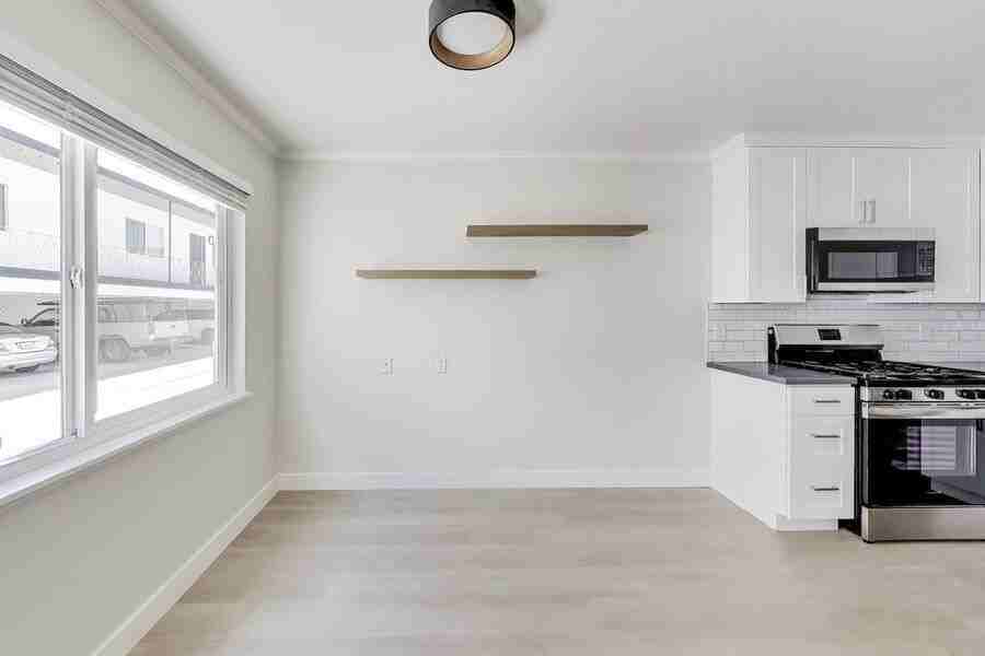 1265 Oak Grove Ave #01 - Photo 4 of 11
