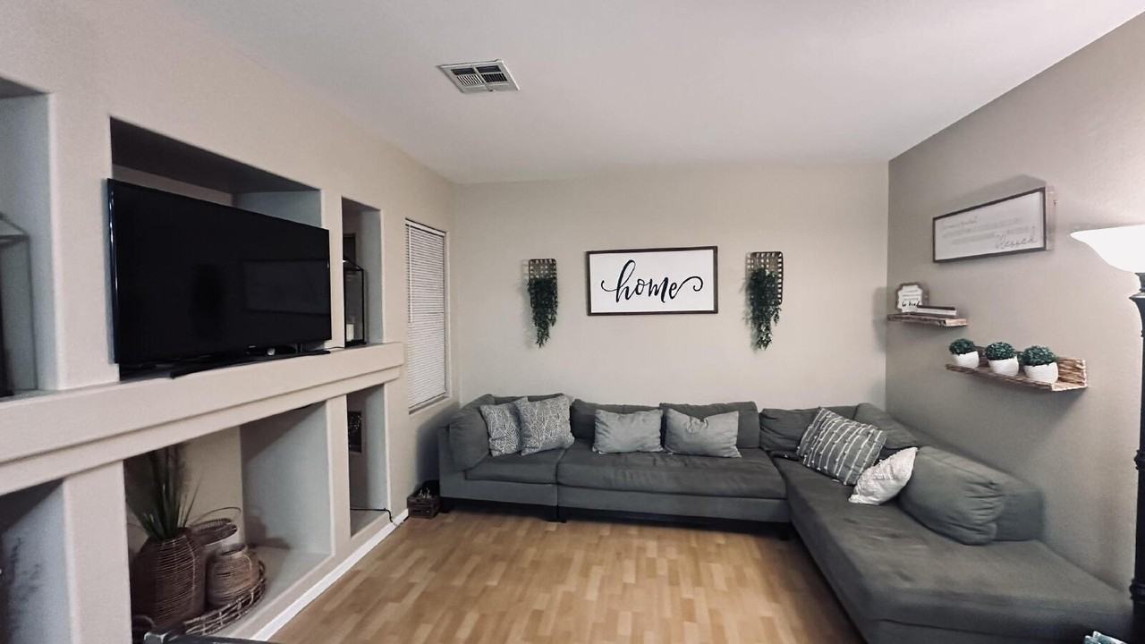 7720 Respect Ave - Photo 2 of 6