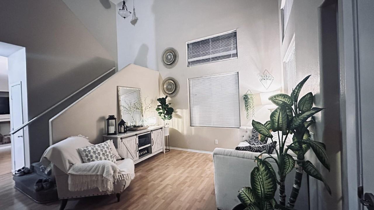 7720 Respect Ave - Photo 3 of 6
