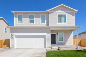 featured image of 2155 Alyssa St