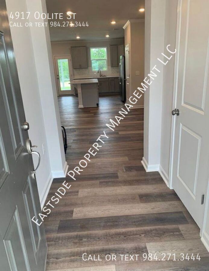 4917 Oolite St - Photo 3 of 23
