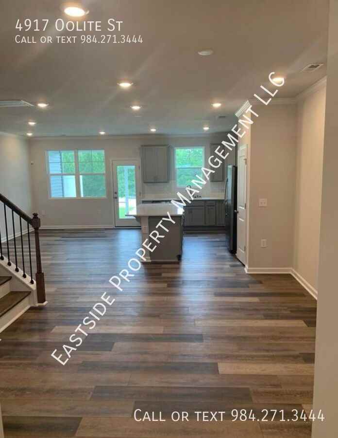 4917 Oolite St - Photo 4 of 23