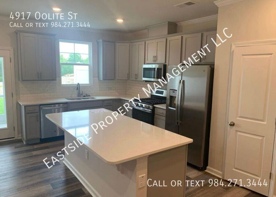 4917 Oolite St - Photo 6 of 23