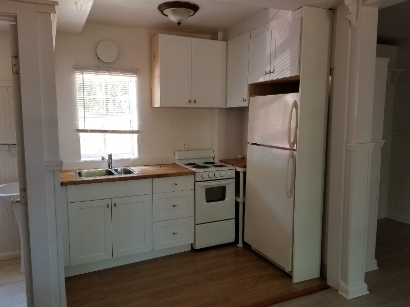 878 10th Ave S - Photo 2 of 8