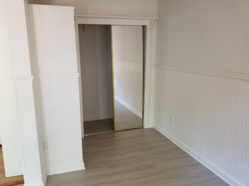 878 10th Ave S - Photo 5 of 8
