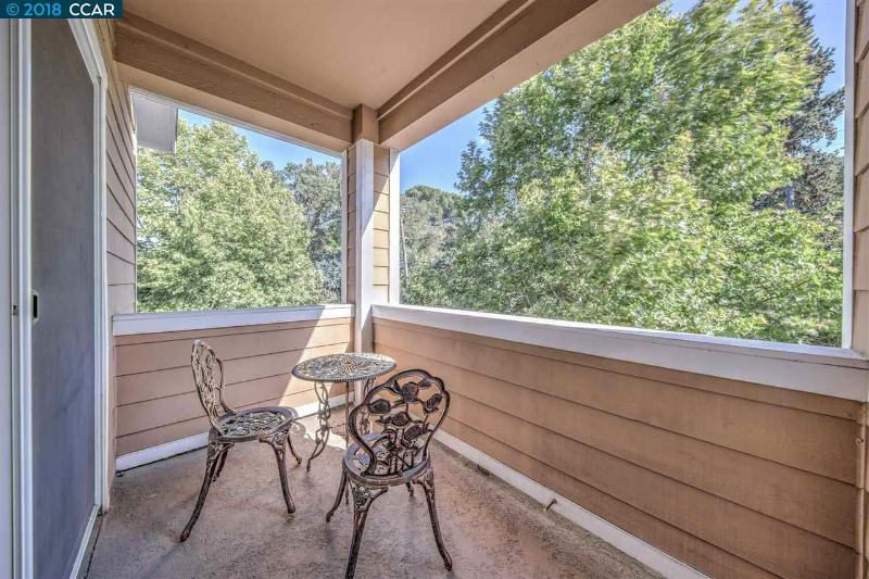 1192 Walker Ave - Photo 7 of 8