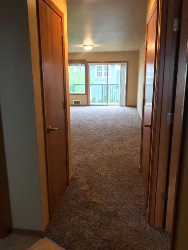 2204 Mercedes Pl - Photo 6 of 15