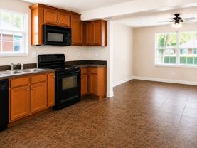 1527 Lynch Ln #B - Photo 1 of 1