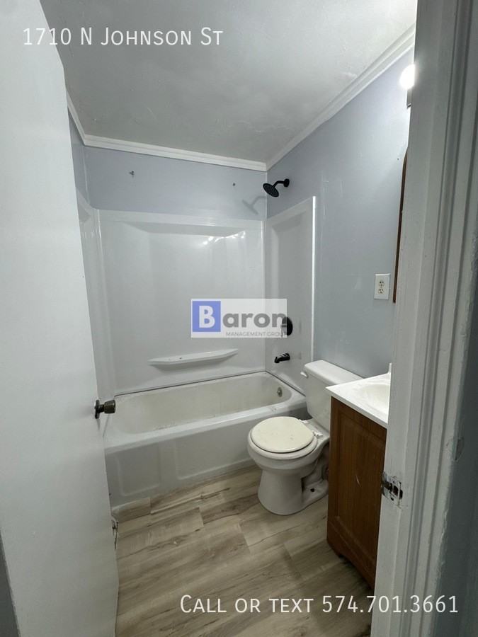 1710 Johnson St - Photo 5 of 8