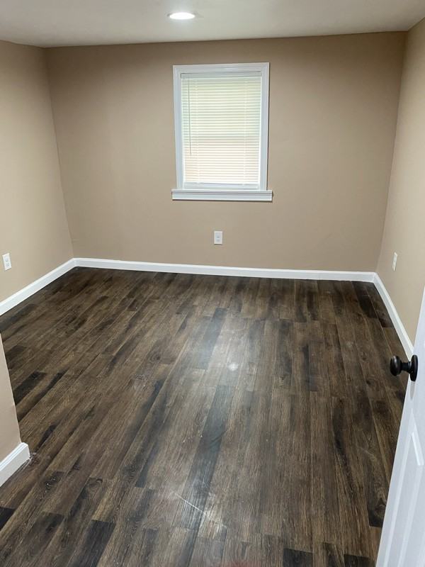 207 W Calhoun St - Photo 5 of 9