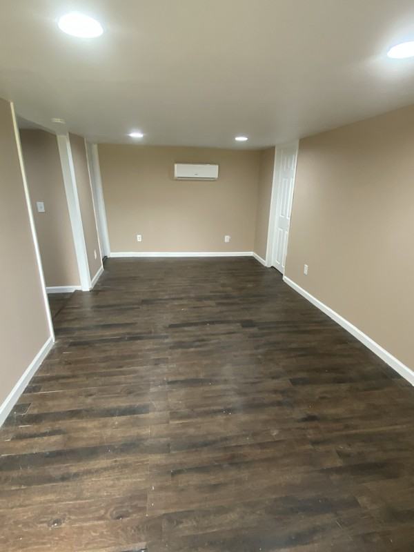 207 W Calhoun St - Photo 7 of 9