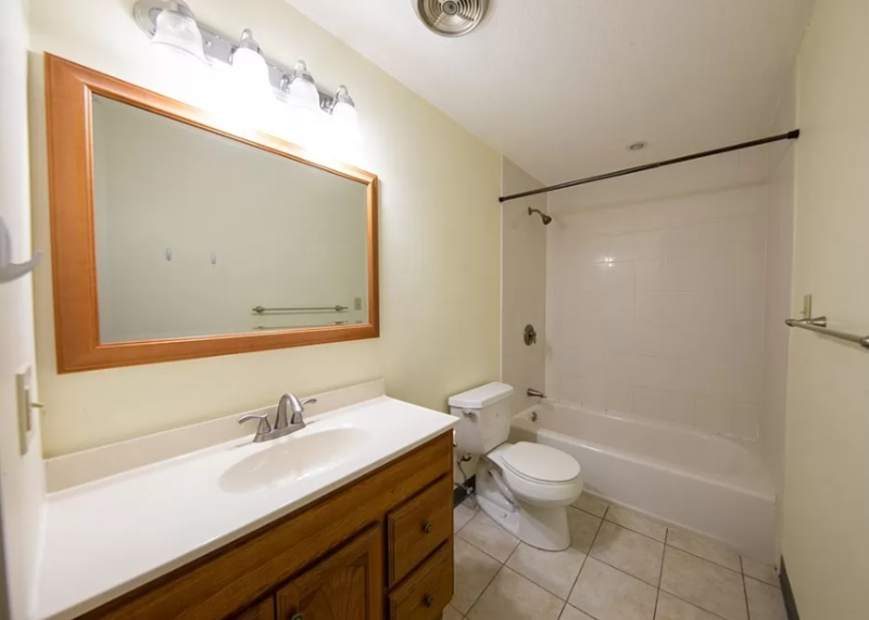 7 Vhl - Photo 2 of 9