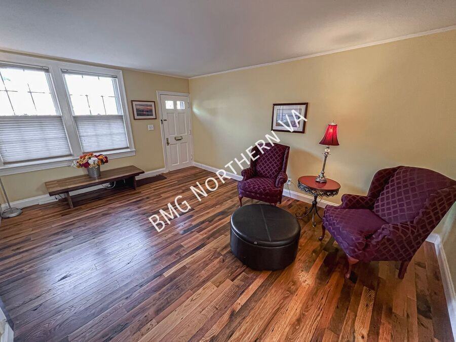1400 S Edgewood St #520 - Photo 3 of 31