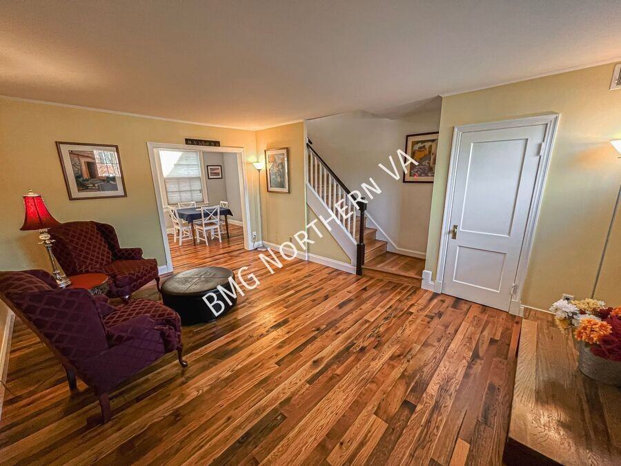 1400 S Edgewood St #520 - Photo 5 of 31