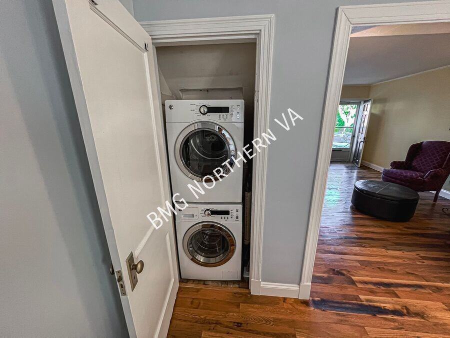 1400 S Edgewood St #520 - Photo 6 of 31