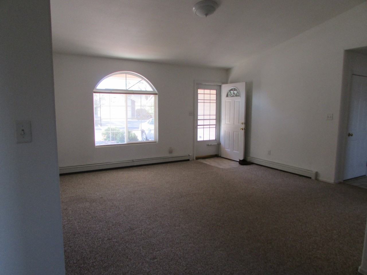 1241 Tara Dr - Photo 4 of 16
