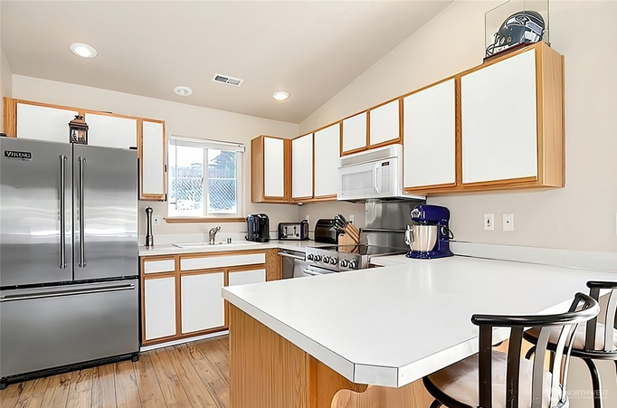 12317 121st Avenue Ct E - Photo 5 of 14