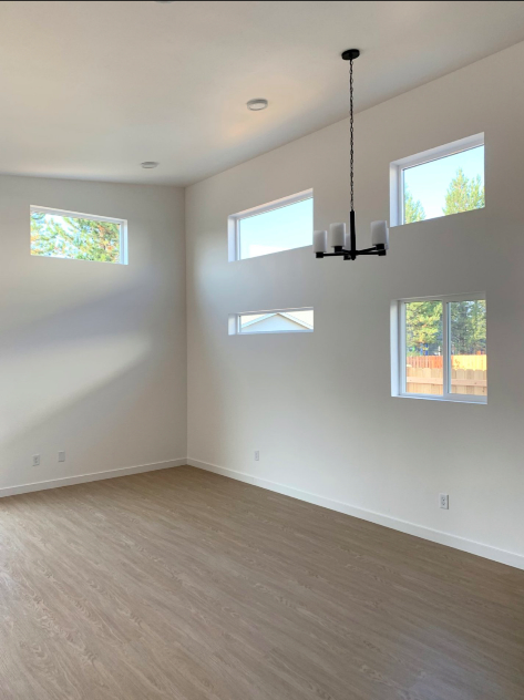 16488 Bassett Dr - Photo 5 of 10
