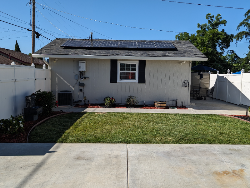 210 4th St - Photo 3 of 23