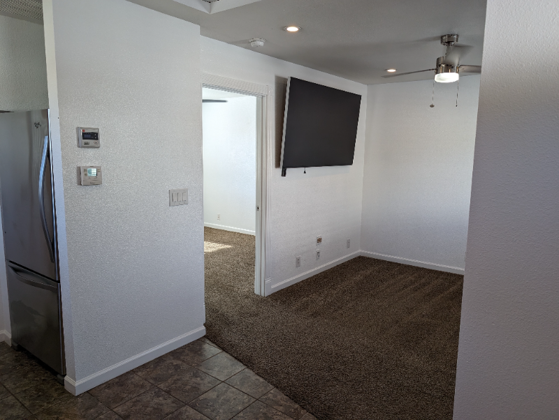 210 4th St - Photo 7 of 23