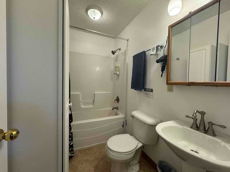 931 Middle St #201 - Photo 2 of 12