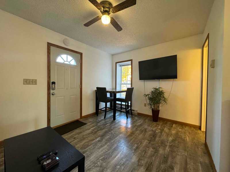 931 Middle St #201 - Photo 5 of 12