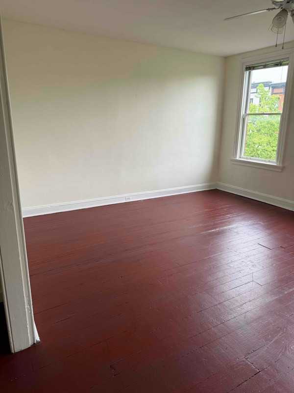 1722 Bolton St #3 - Photo 4 of 12