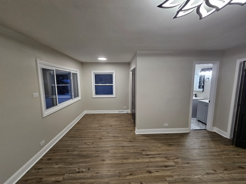 2110 S 23rd Ave - Photo 7 of 9