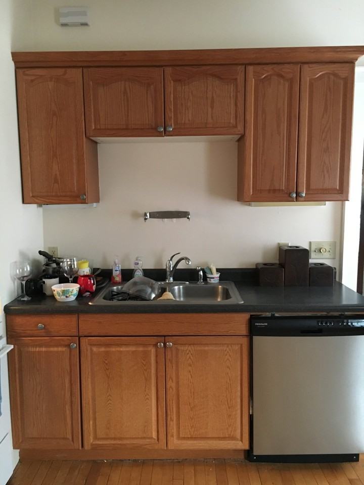 3243 N Hackett Ave #3243 - Photo 5 of 20