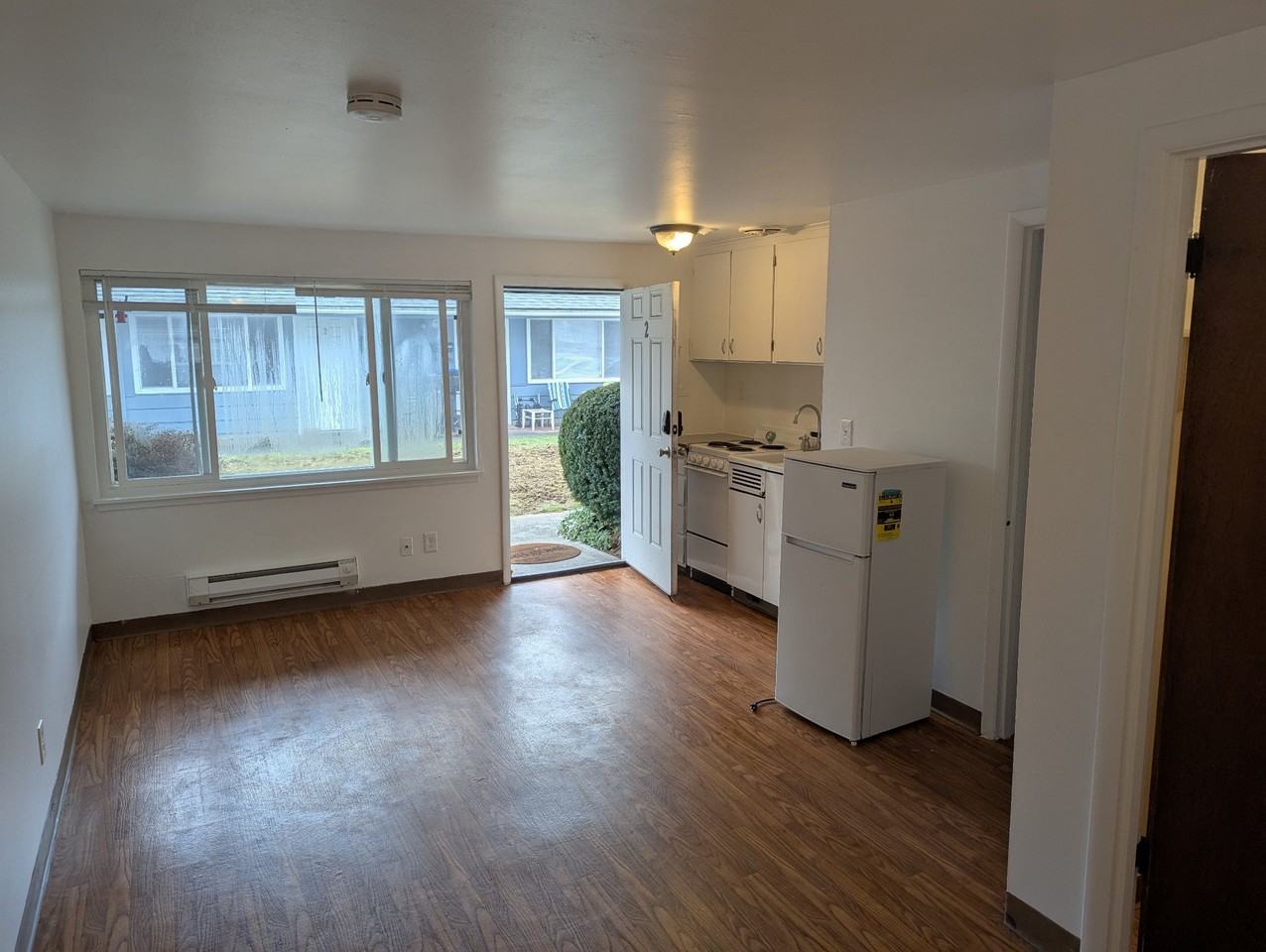 6542 Ravenna Ave Ne #2 - Photo 2 of 7
