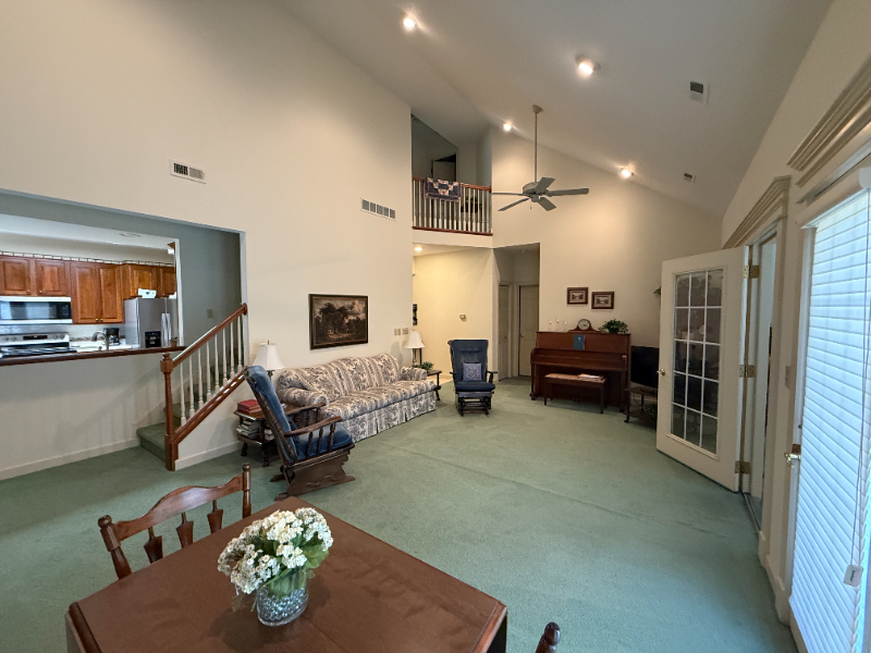 206 Blue Sky Ct - Photo 2 of 18