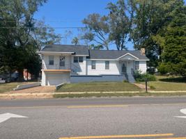 featured image of 1413 N Pine St