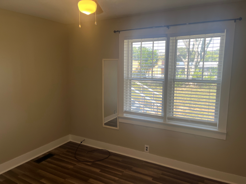 1413 N Pine St - Photo 6 of 15