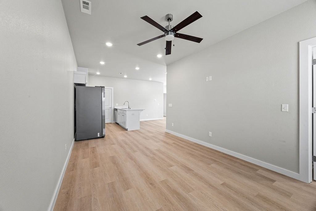 1506 Sw Poigai Way #2 - Photo 7 of 20