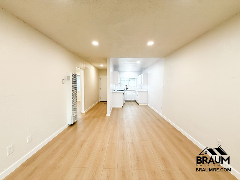 4636 Laurel Canyon Blvd #13 - Photo 6 of 18