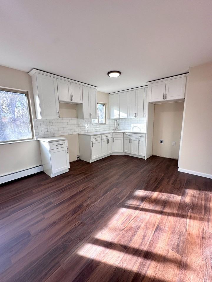 1290 Islip Ave #2 - Photo 6 of 9