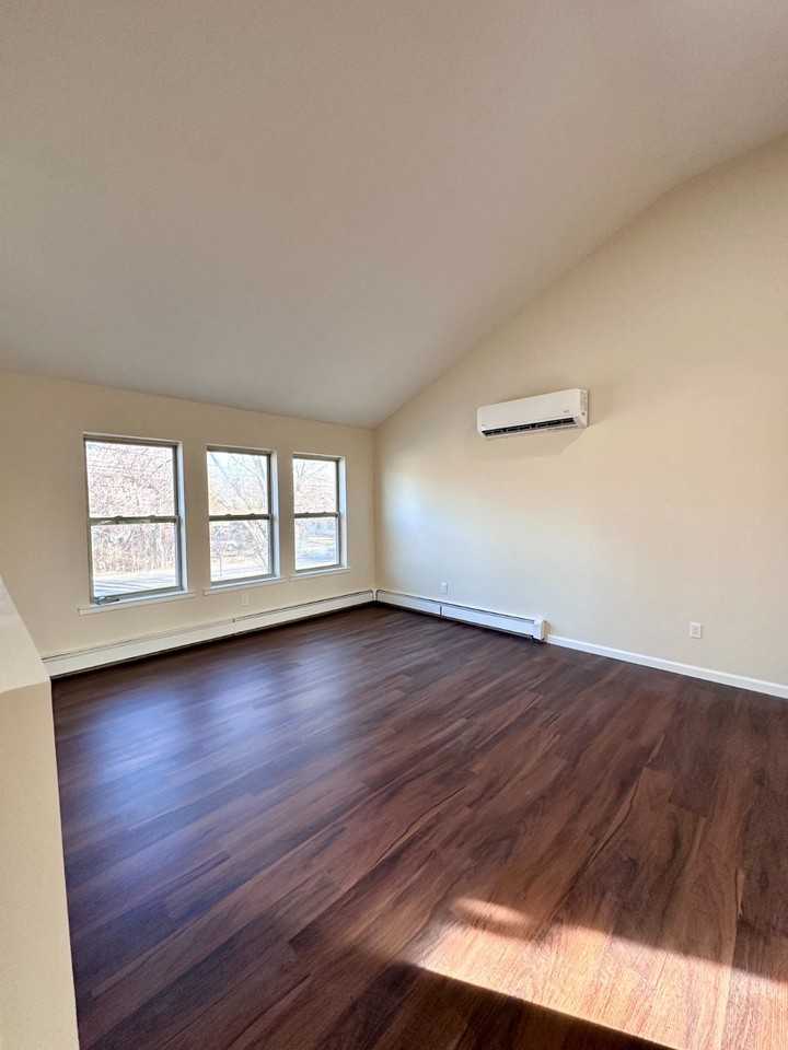 1290 Islip Ave #2 - Photo 7 of 9