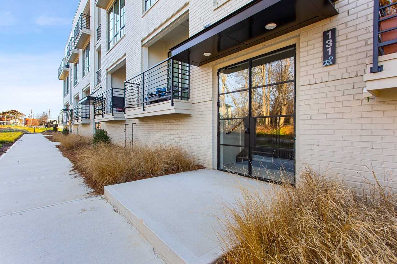 131 Stein Steel St Se - Photo 2 of 17