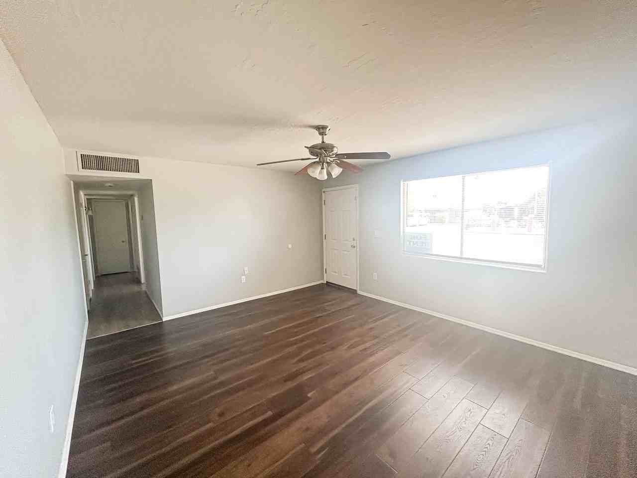 1452 W 6th Dr - Photo 3 of 16