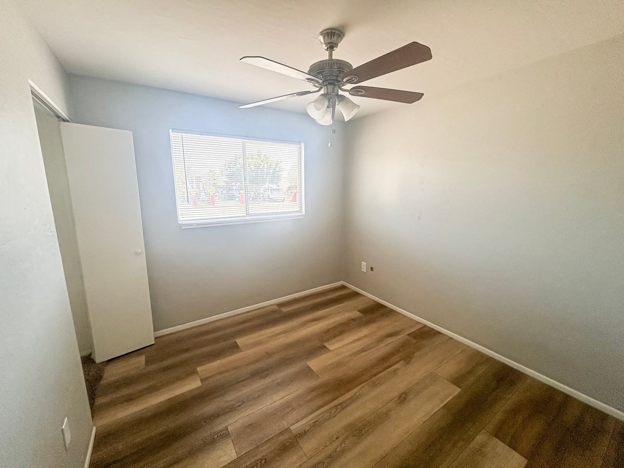 1452 W 6th Dr - Photo 6 of 16