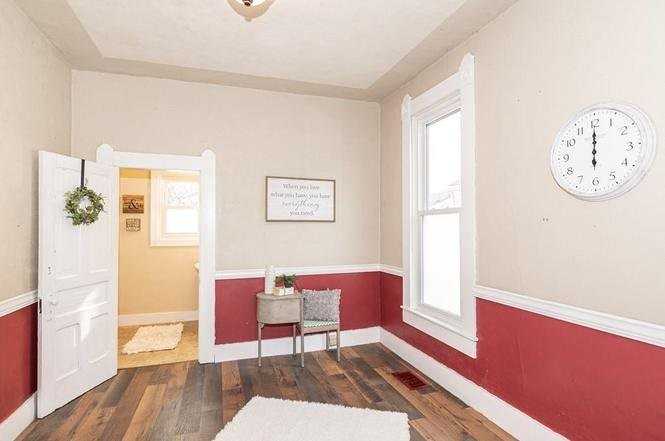 70 Washington Ave - Photo 4 of 16