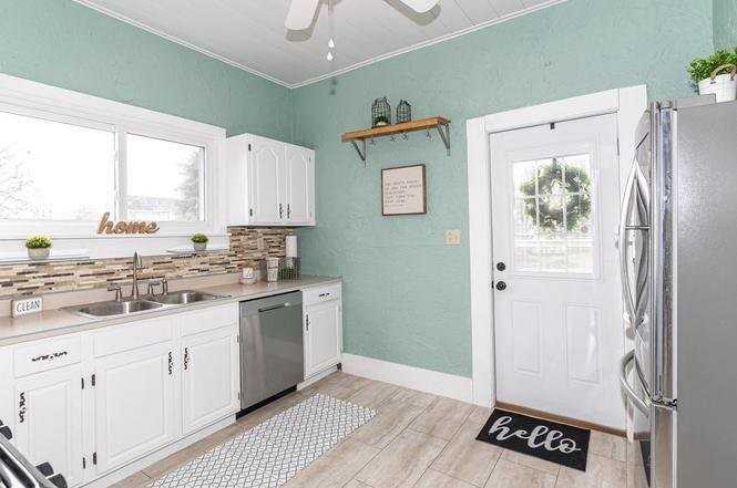 70 Washington Ave - Photo 7 of 16